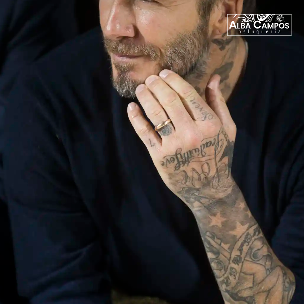 nuñas en hombres manicure